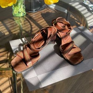 Brown size 10 ankle strap sandal…like new condition